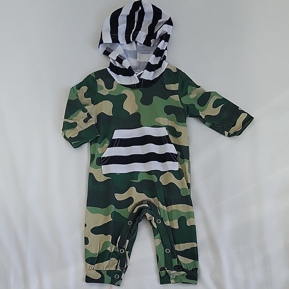 PatPat Green Camouflage Hooded Footie